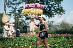 BIB: 
                            <button type="button" onclick="openModal(27622097)" class="btn btn-primary btn-sm float-right btn-popup" data-toggle="modal" data-target=".modal-high-quality">
                        <i class="fas fa-shopping-cart"></i> Add to Cart
                    </button>
                                            <button type="button" onclick="isThisMe(27622097, true)" class="btn btn-success btn-sm float-right btn-popup btn-isme hidden" data-toggle="tooltip" data-placement="bottom" title="นี่คือรูปของคุณใช่ไหม คลิกที่นี่เพื่อเอาเข้าอัลบั้ม">
                        <i class="fas fa-plus"></i> Add to album
                    </button>
                    <button type="button" onclick="isThisMe(27622097, false)" class="btn btn-warning btn-sm float-right btn-popup btn-isnotme hidden">
                        <i class="fas fa-ban"></i> Remove from album
                    </button>